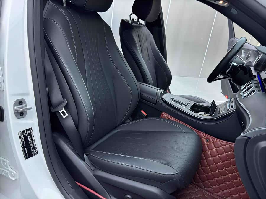 Mercedes-Benz E-Class 2023