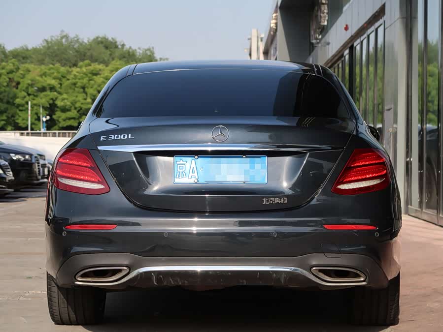 Mercedes-Benz E-Class 2016