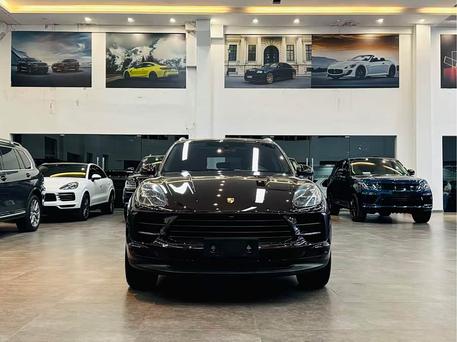 Porsche Macan 2021