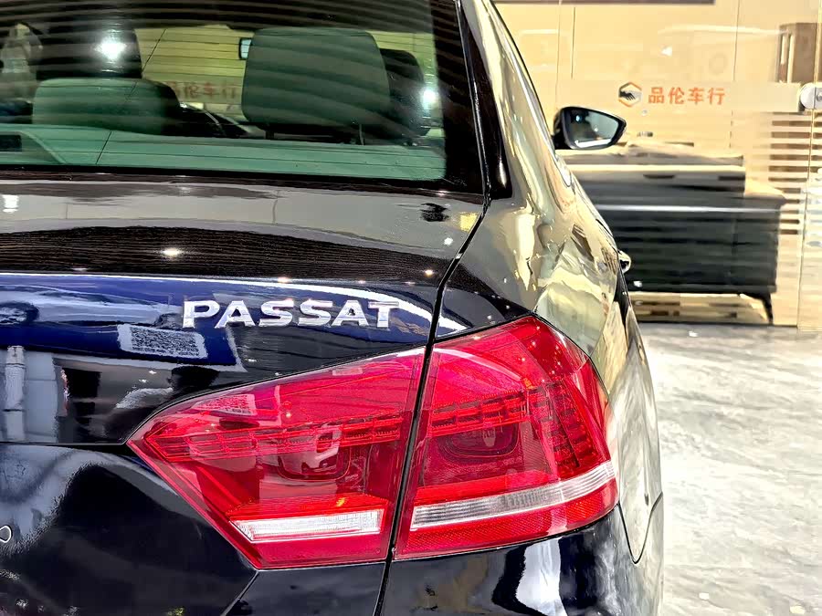 Volkswagen Passat 2014 — фото 13