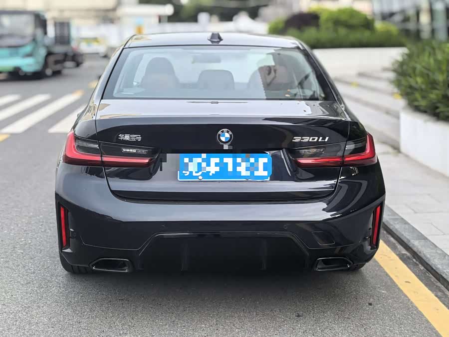BMW 3 Series 2025