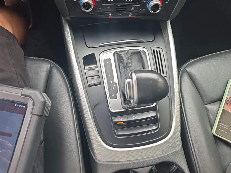 Audi Q5 2015 — фото 14