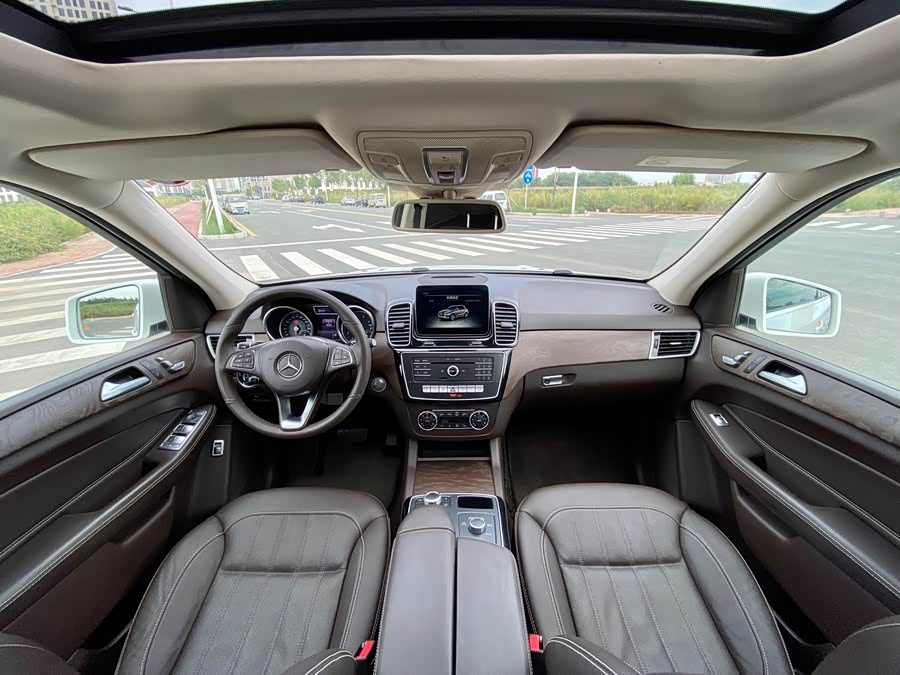 Mercedes-Benz GLE 2016 — фото 21