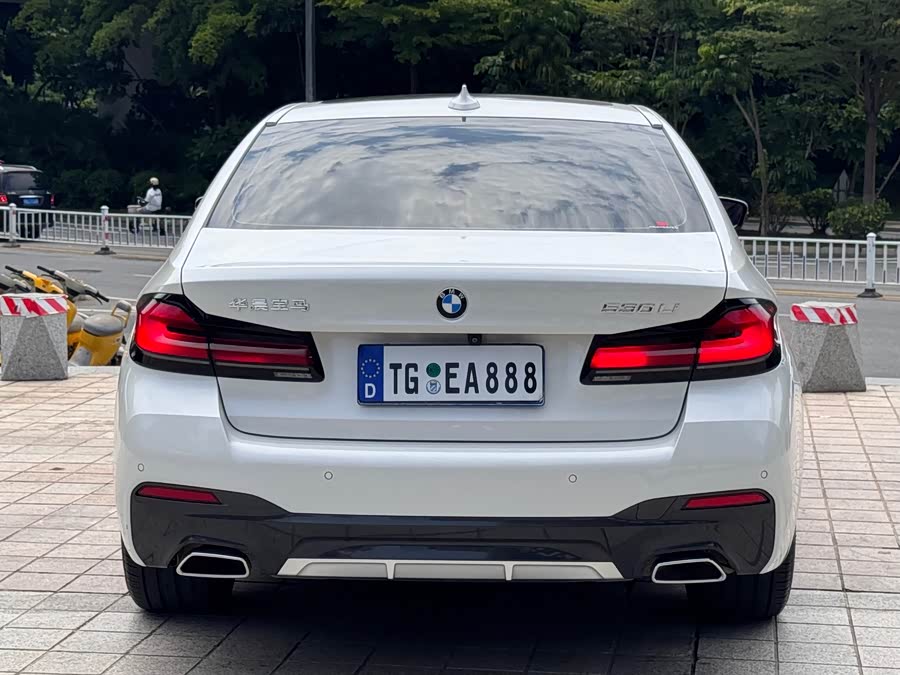 BMW 5 Series 2022