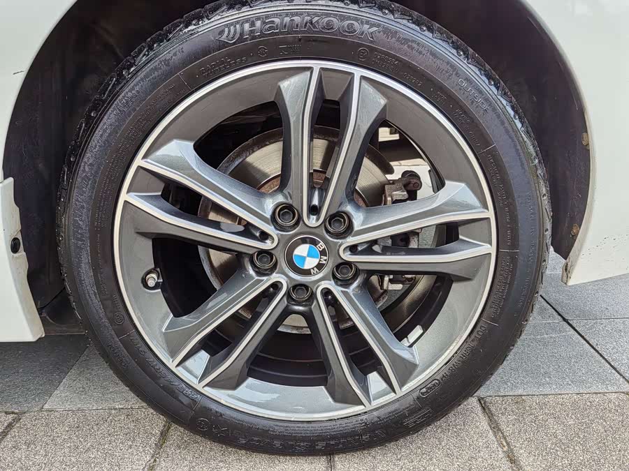 BMW 1 Series 2021 — фото 15
