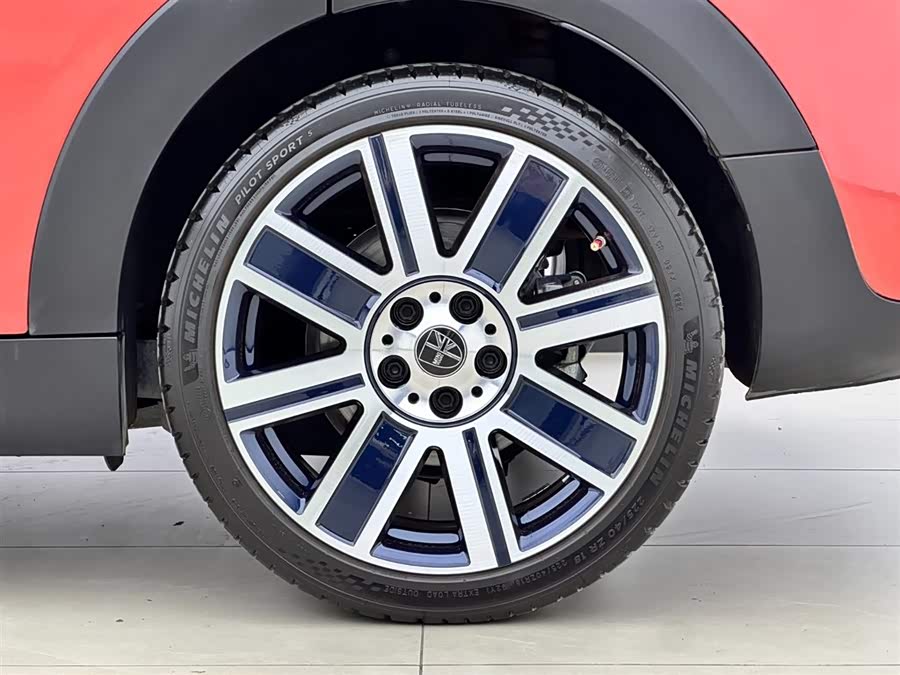 MINI Clubman 2022 — фото 16