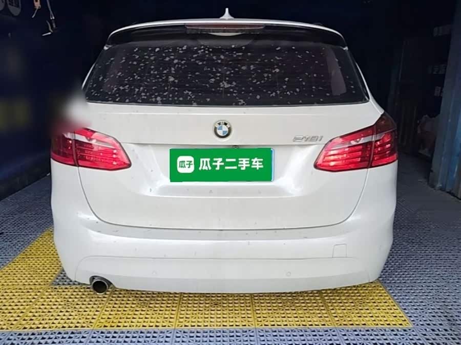 BMW 2 Series Station Wagon 2015