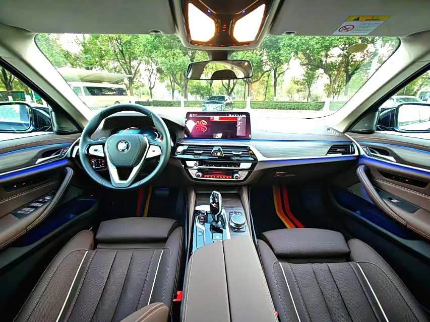 BMW 5 Series 2021