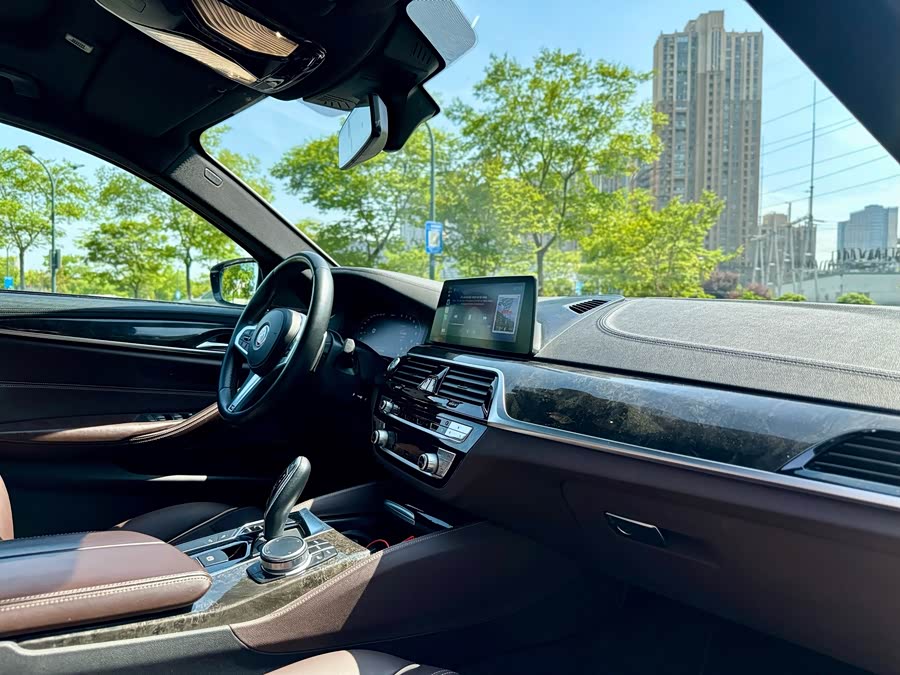 BMW 5 Series 2020