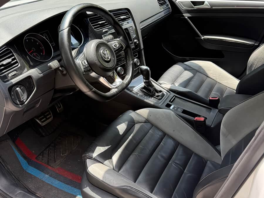 Volkswagen Golf 2016