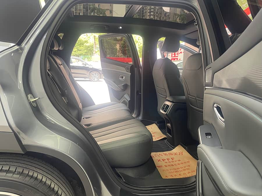 BYD Song L DM-i 2025 — фото 13