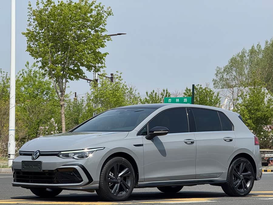 Volkswagen Golf 2023