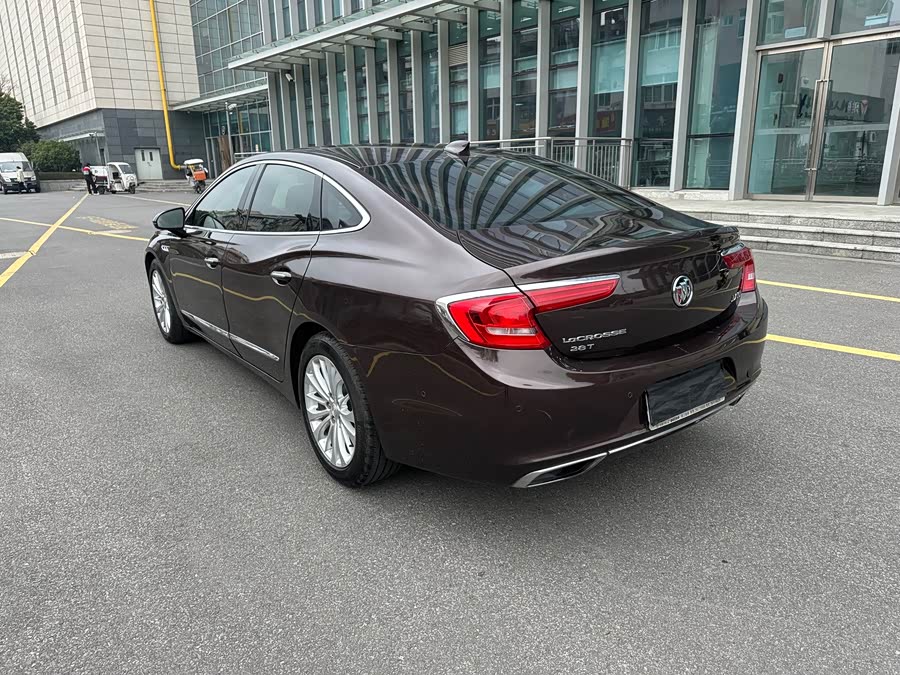 Buick LaCrosse 2018