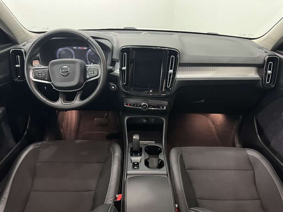 Volvo XC40 2020