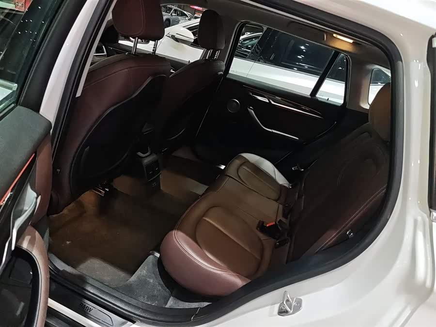 BMW X1 2022 — фото 13