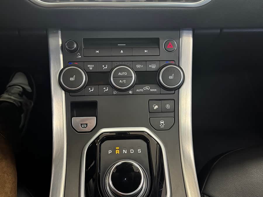 Land Rover Range Rover Evoque 2018 — фото 10