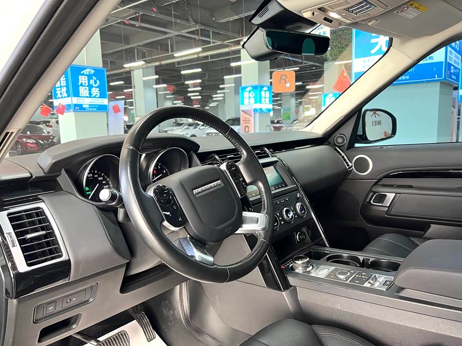 Land Rover Discovery 2019