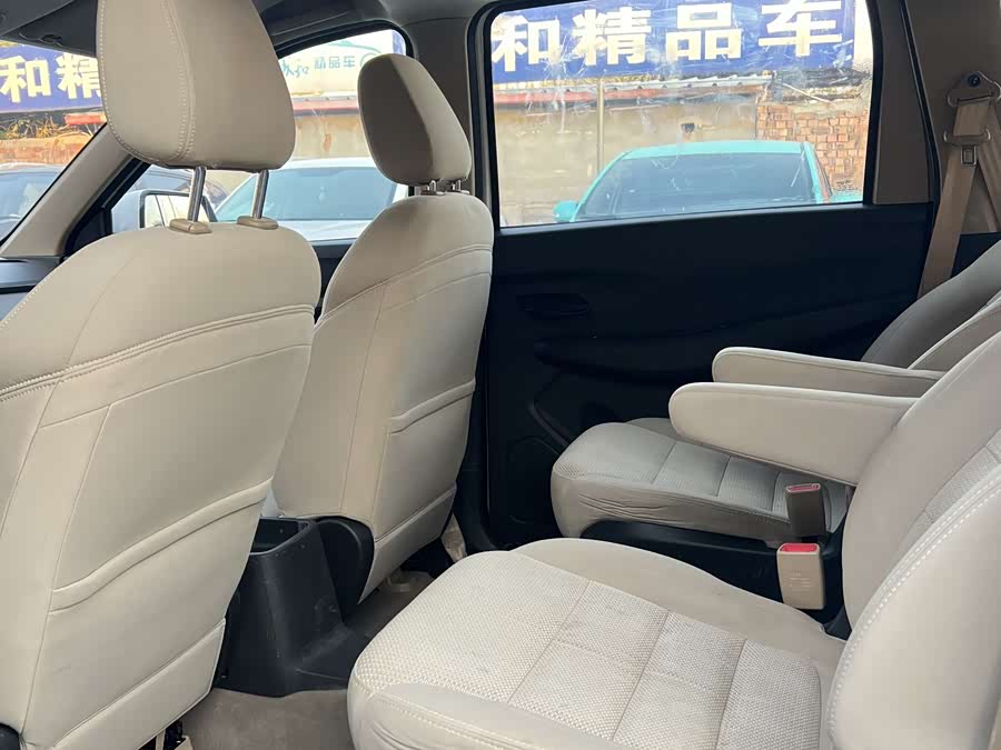 Wuling Hongguang 2018
