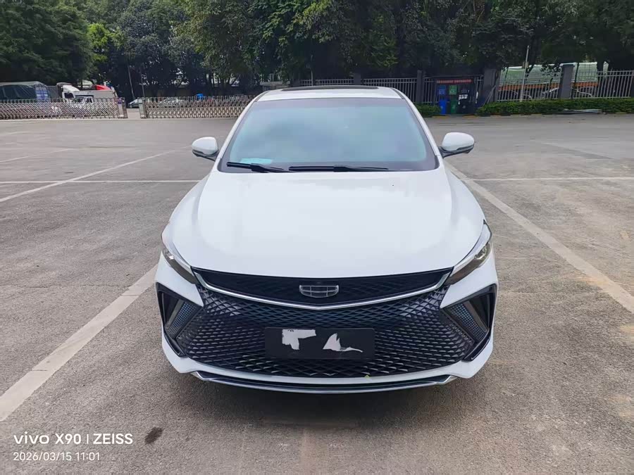 Geely Emgrand L 2022
