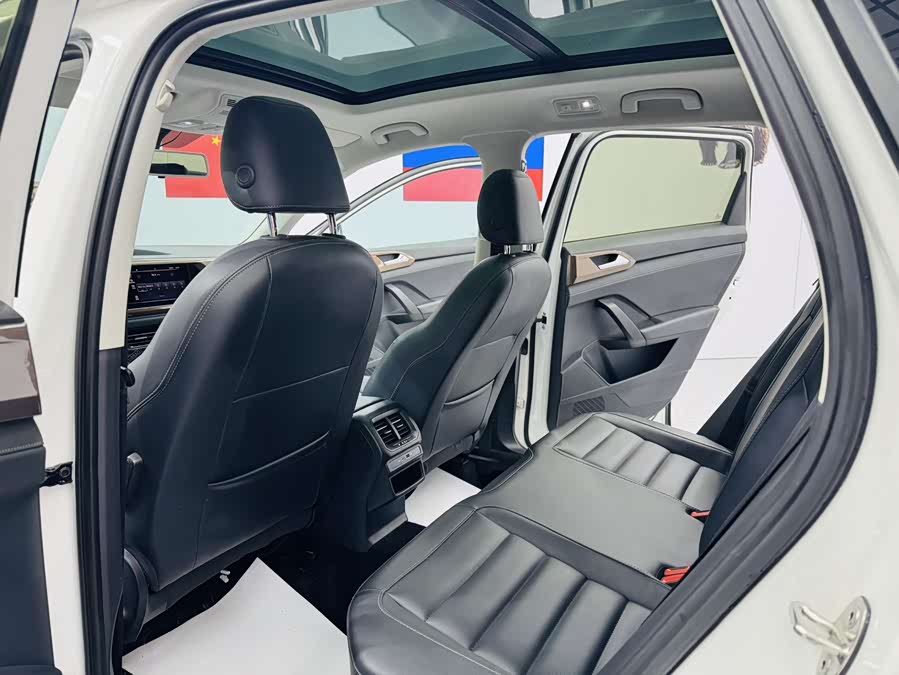 Volkswagen Tuyue 2021