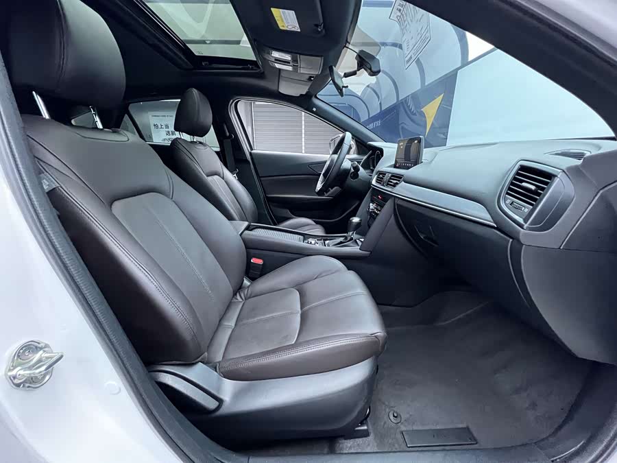 Mazda CX-4 2021