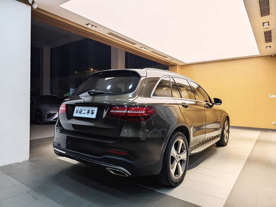 Mercedes-Benz GLC 2017 — фото 29