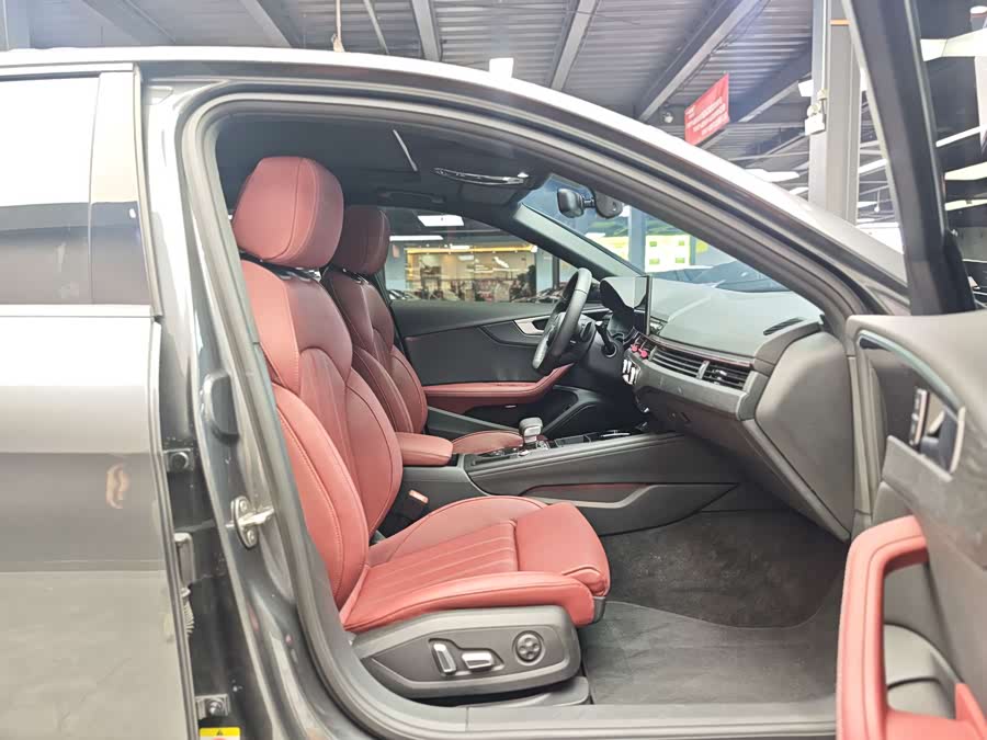 Audi A4L 2024