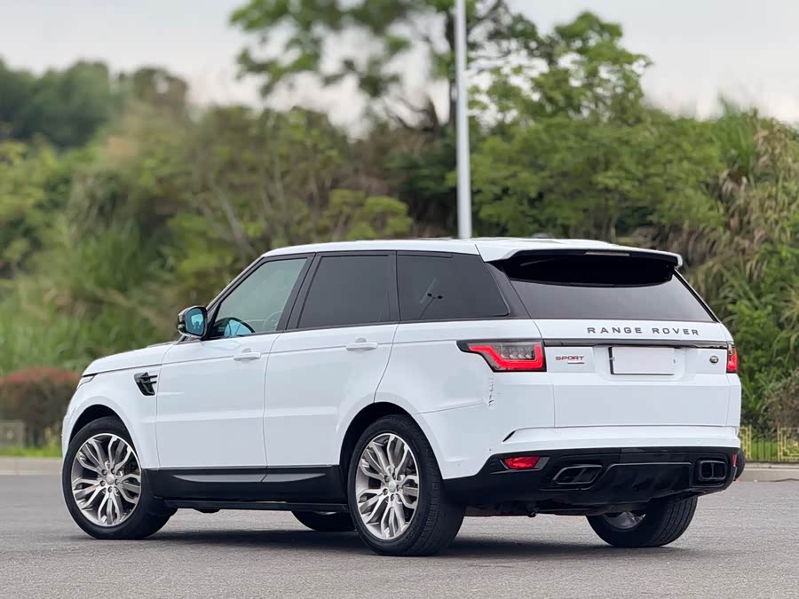 Land Rover Range Rover Sport 2014 — фото 17