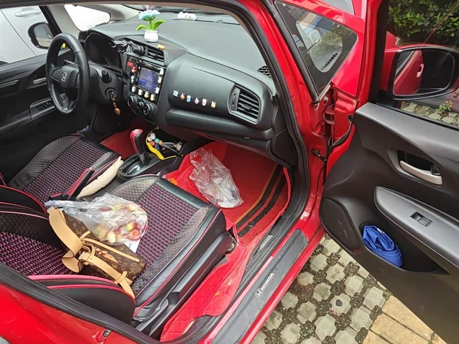 Honda Fit 2016 — фото 20