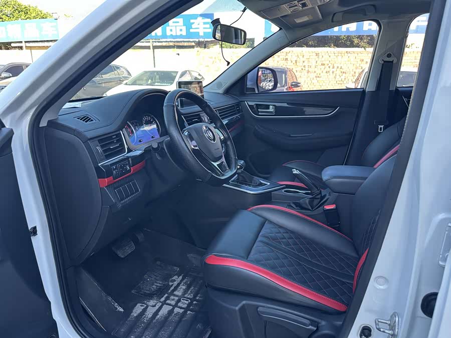 Dongfeng Fengxing T5 2021
