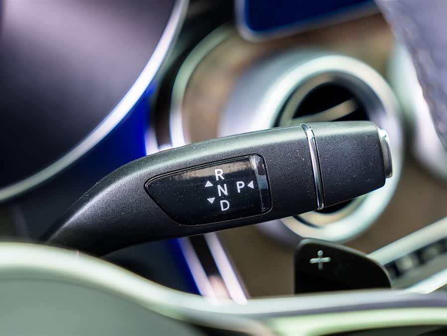 Mercedes-Benz GLC 2022 — фото 16