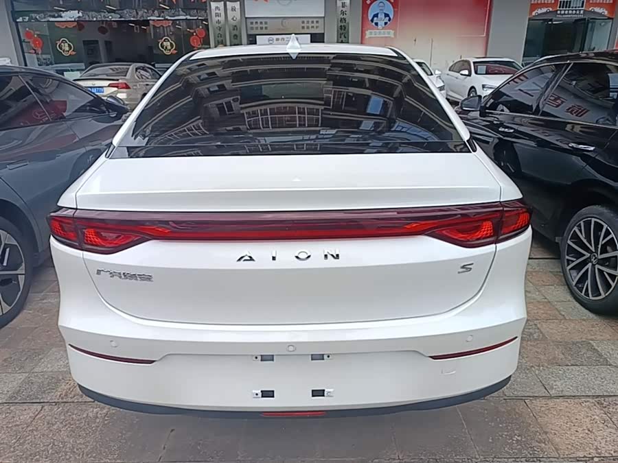Aion S 2022