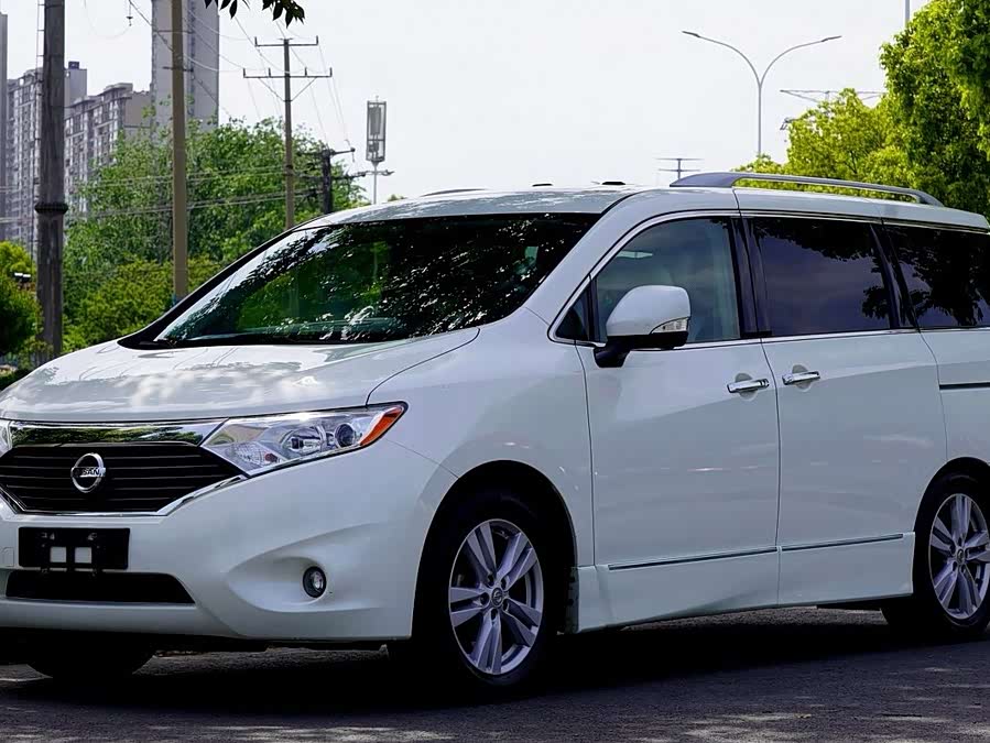 Nissan Quest 2015