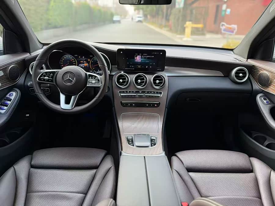 Mercedes-Benz GLC 2022