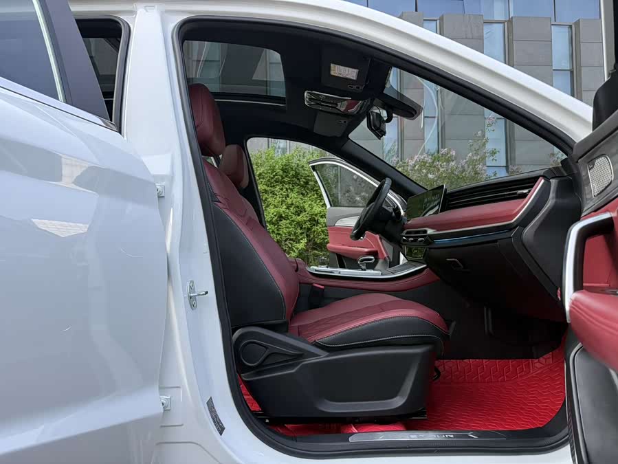 Jetour Jietu X70 PLUS 2023 — фото 16