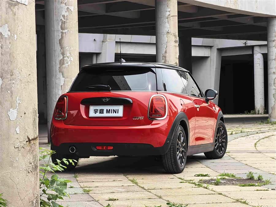 MINI MINI 2020