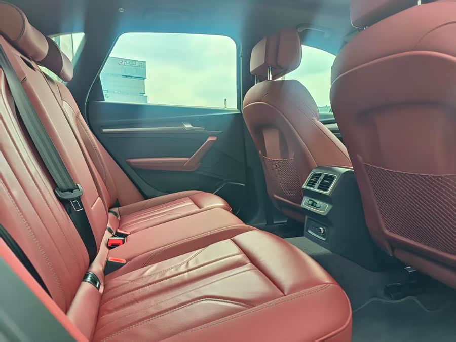Audi Q5L 2024