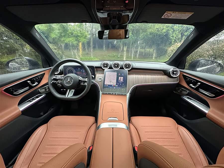 Mercedes-Benz GLC 2025