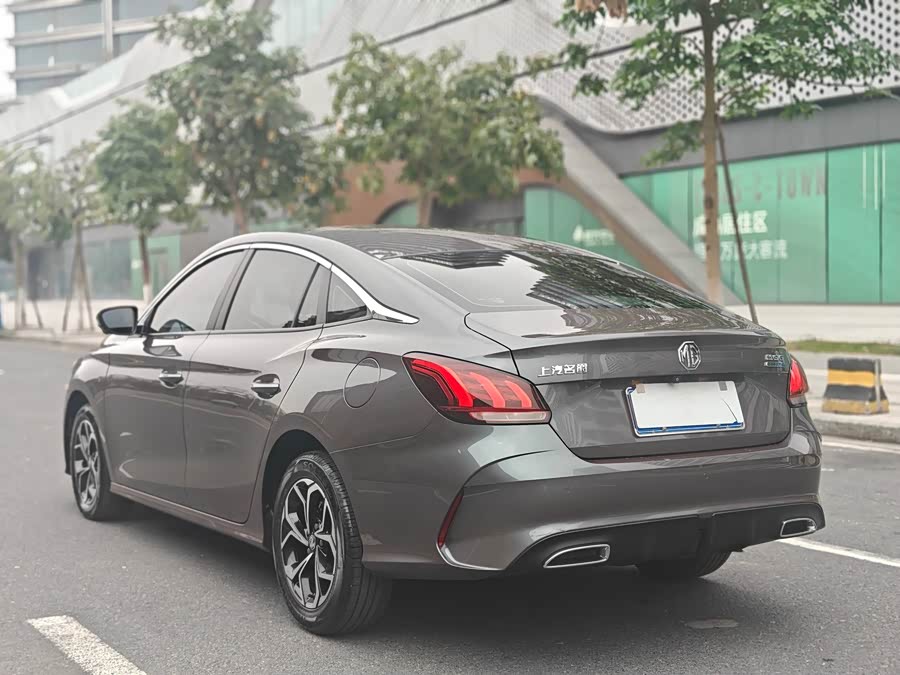 MG MG5 2022