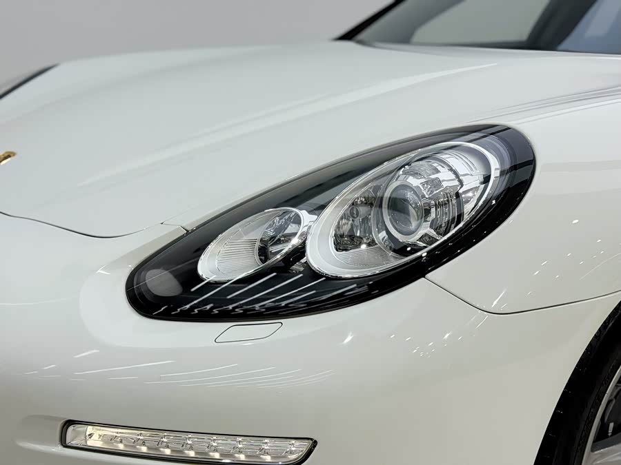 Porsche Panamera 2014