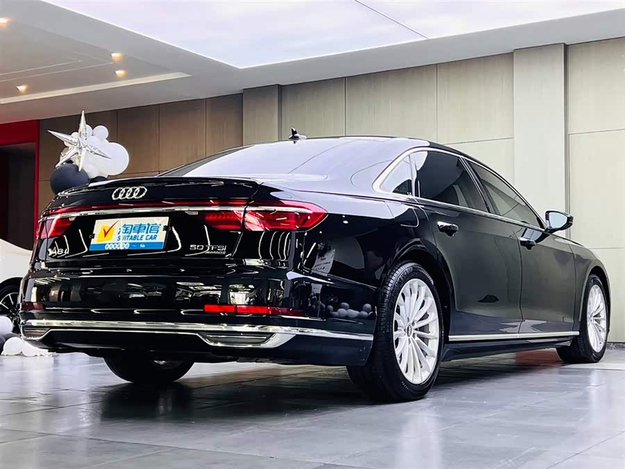 Audi A8 2021