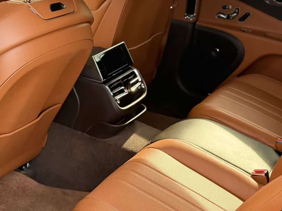 Bentley Flying Spur 2021 — фото 9