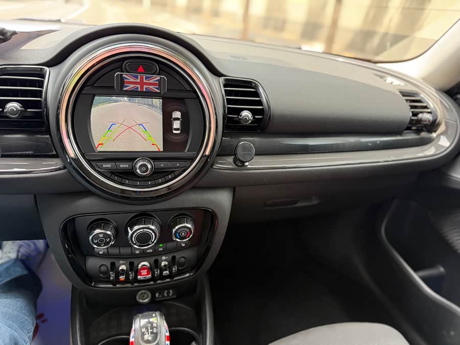 MINI Clubman 2016 — фото 23