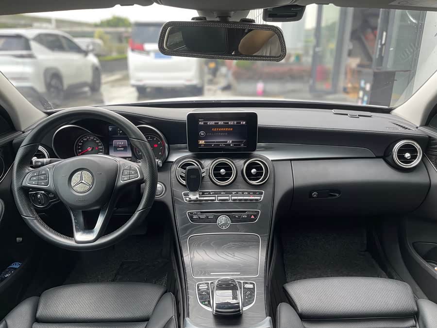 Mercedes-Benz C-Class 2017 — фото 14