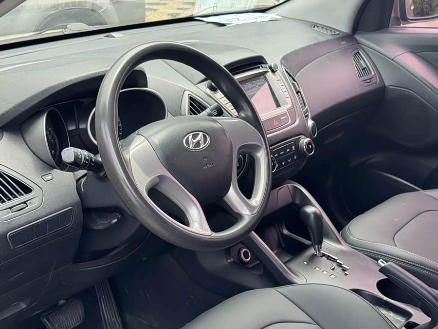 Hyundai ix35 2015 — фото 12