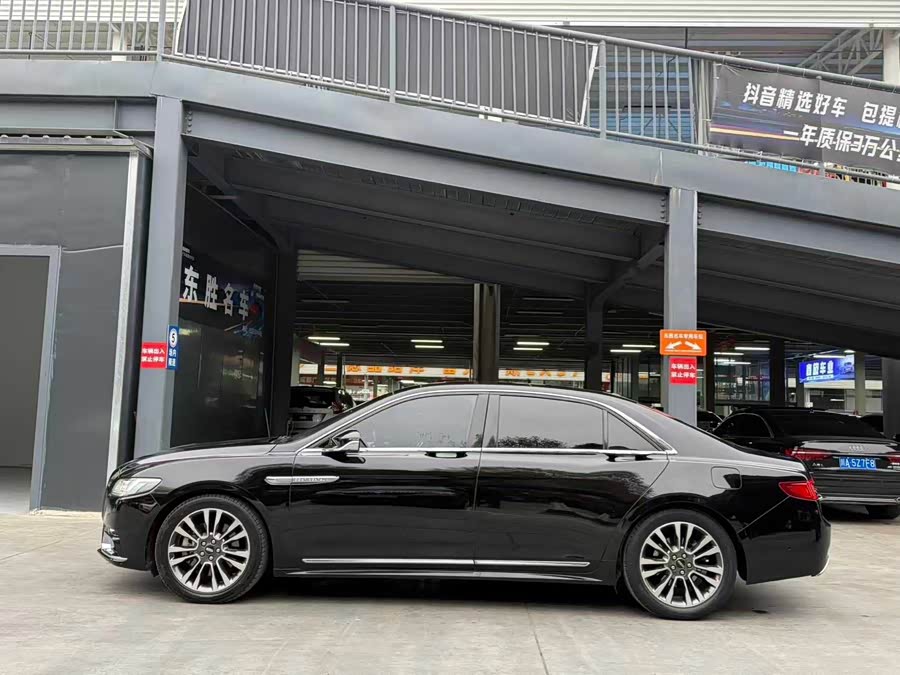 Lincoln Continental 2017