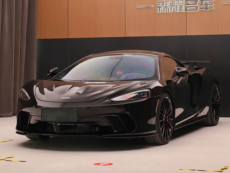 McLaren GT 2022
