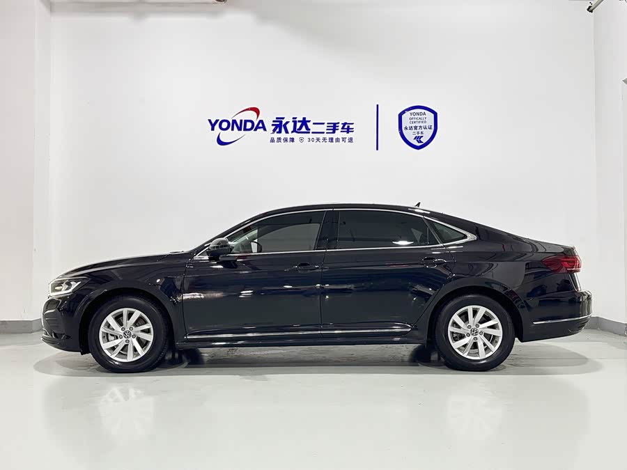 Volkswagen Passat 2024