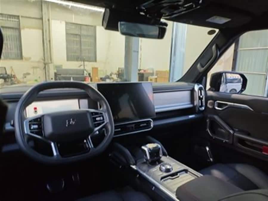 Jetour Traveller 2023
