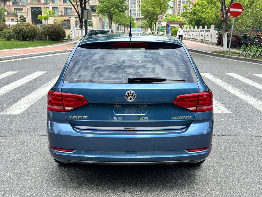 Volkswagen Santana 2015